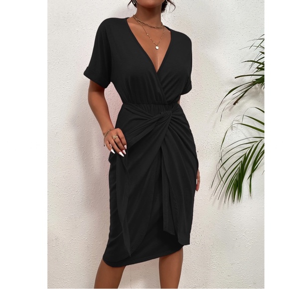 Black V-Neck Short Sleeve Tie Front Skirt Dress - Picture 2 of 7